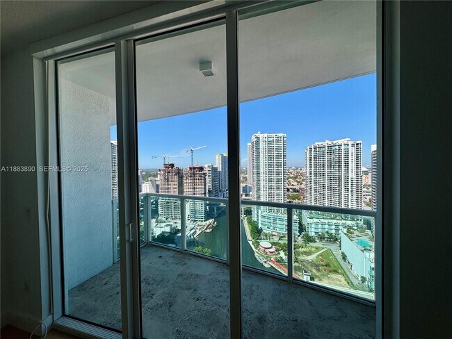 Building Photo - 31 SE 5th St