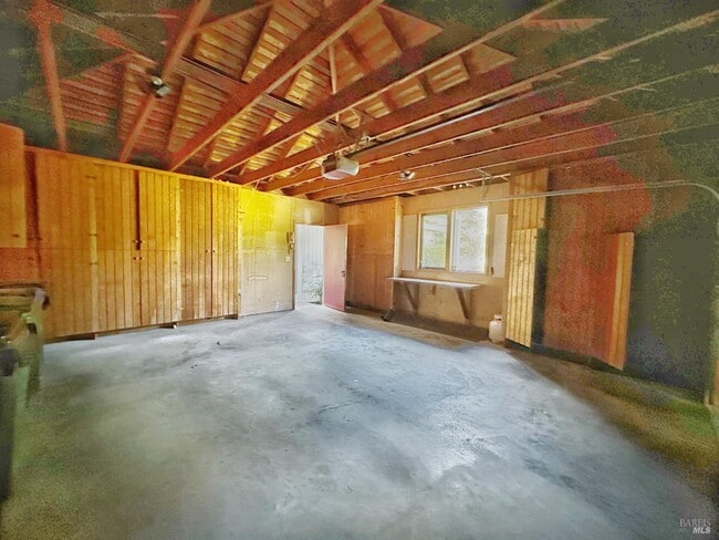 Building Photo - 172 Great Cir Dr