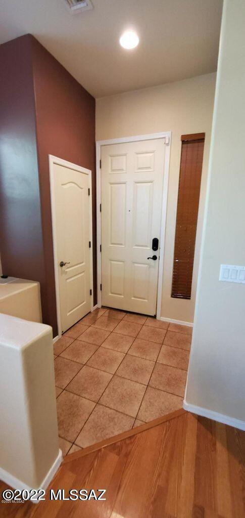Building Photo - 1630 W Gentle Brook Trail