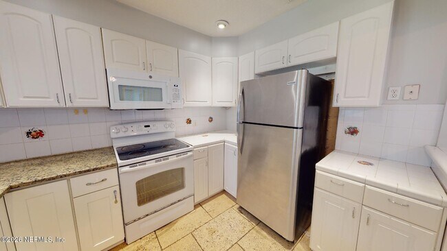 Building Photo - 8229 Hogan Rd