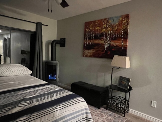 Building Photo - 2030 Watts Ln