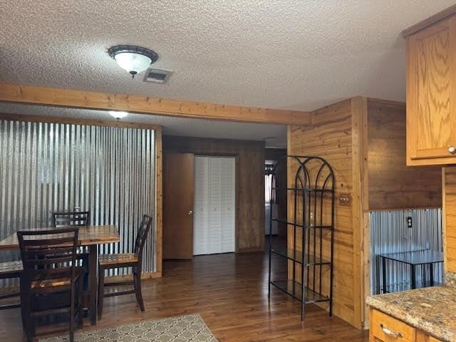 Building Photo - 9123 Stonewood Dr