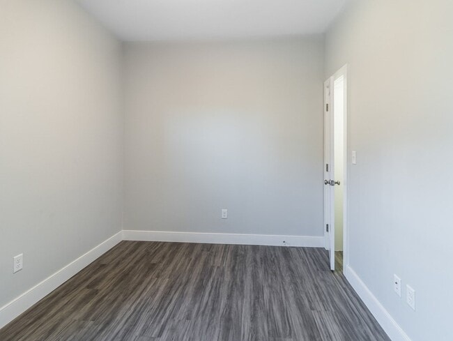 Building Photo - 163 Nantasket Ave