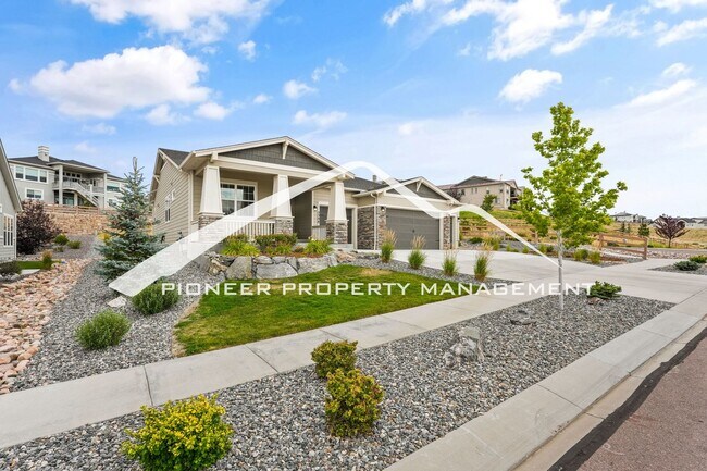 Building Photo - Main Floor Primary Home in Flying Horse with 5 Bedrooms, Gourmet Kitchen, Finished Basement & 4-C...