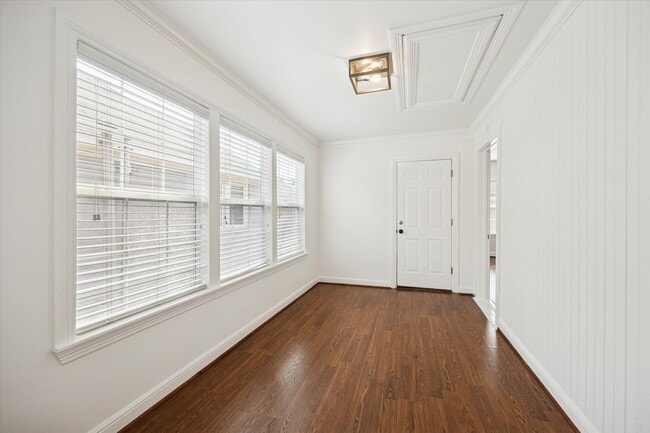 Building Photo - 2043 Colquitt St