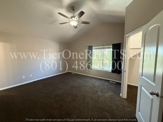 Building Photo - No deposit option for qualified renters wi...
