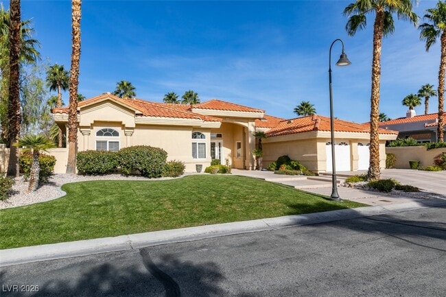 Building Photo - 8706 Mesa Madera Dr