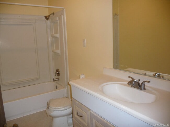 Building Photo - 12 Shelley Ct