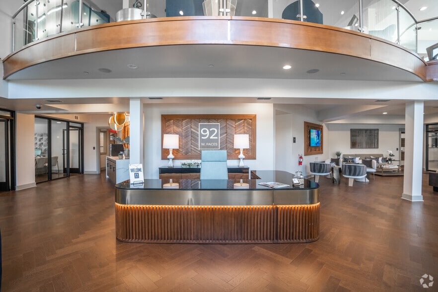 Lobby - 92 West Luxury Paces