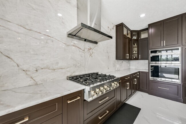 Building Photo - 2315 Bending Spring Dr