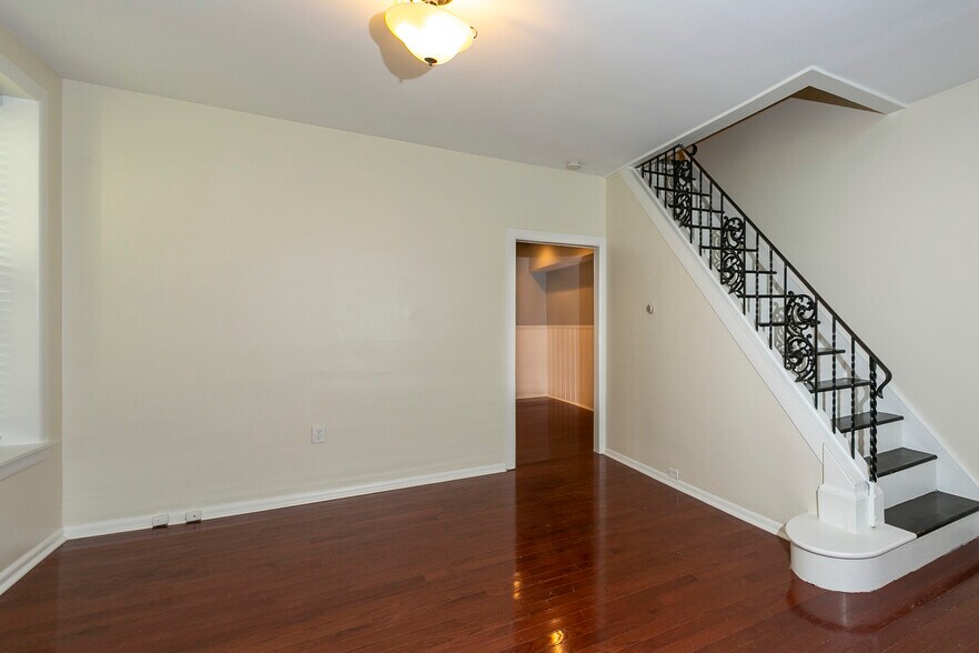 Building Photo - 4238 Pechin St
