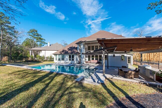 Building Photo - 7 Yellowstar Ct