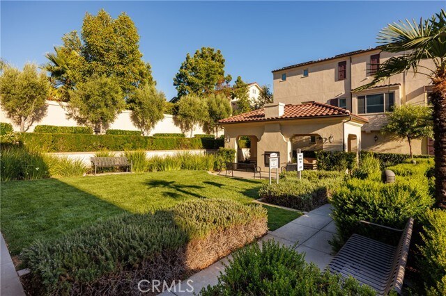 Building Photo - 21412 Dahlia Ct