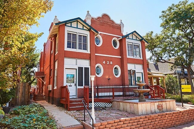 Building Photo - 428 S. Sherman