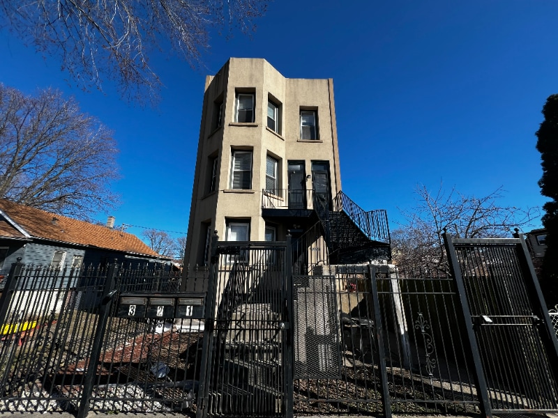 Building Photo - 9613 S Ave N
