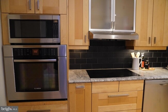 Building Photo - 1034 Paper Mill Ct