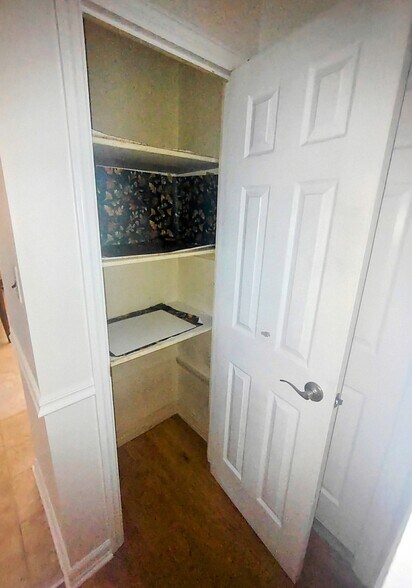 Linen closet - 11 Jefferson St