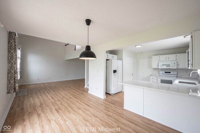 Building Photo - 3822 LimeLight Ln