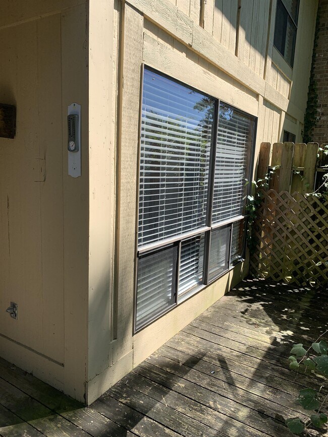 Building Photo - 603 Cache Cove Ct