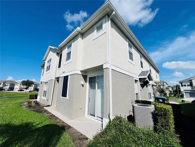 Building Photo - 6658 S Goldenrod Rd
