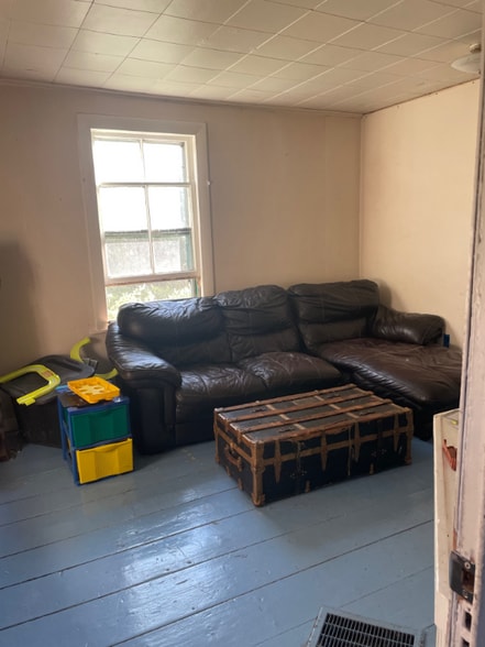 Building Photo - 314 Davis Rd