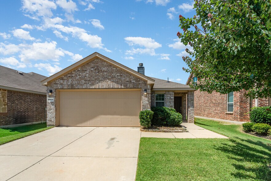 Building Photo - 8813 Deadwood Ln