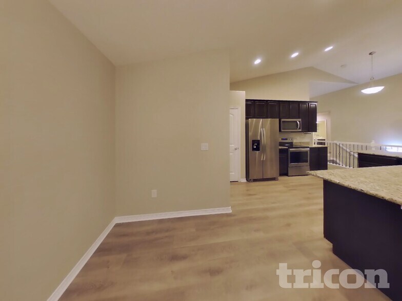 Building Photo - 6748 Lamine Dr