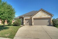 Building Photo - 18413 Falcon Pointe Blvd