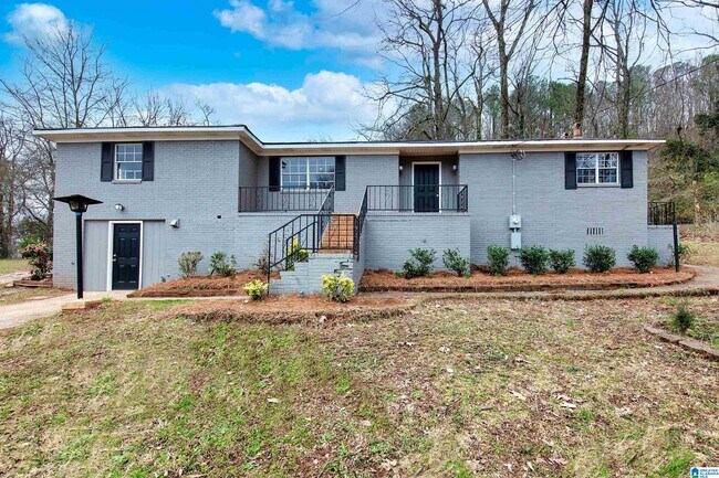 Primary Photo - 8941 Glendale Dr