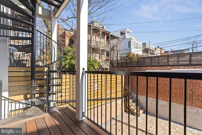 Building Photo - 3169 18th St NW