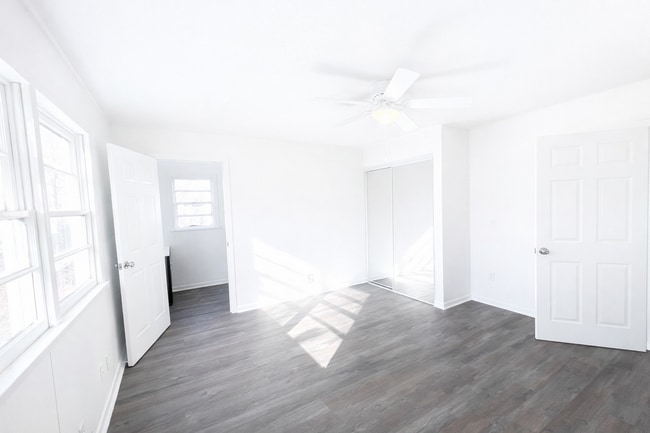 Building Photo - Beautifully Updated 3 Bedroom 2Bath Home in NE Wichita – $1525/month