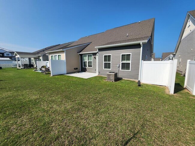 Building Photo - 257 Riley Wy