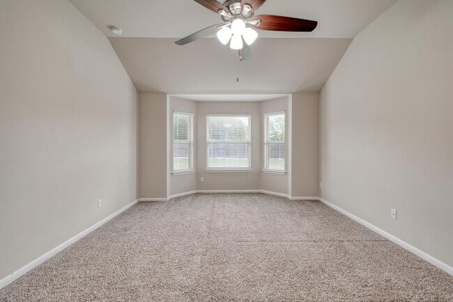Building Photo - 7400 Longford Trail