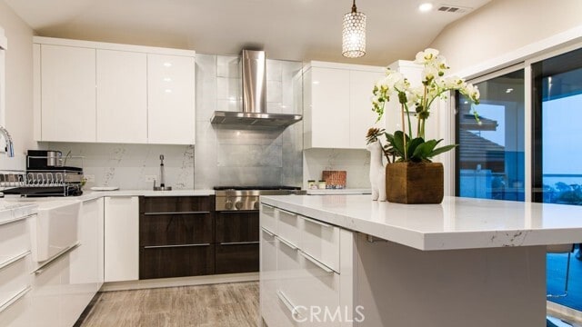 Building Photo - 16 N Stonington Rd