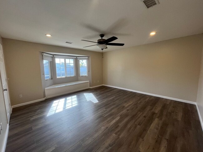 Building Photo - 4014 Wooster Dr