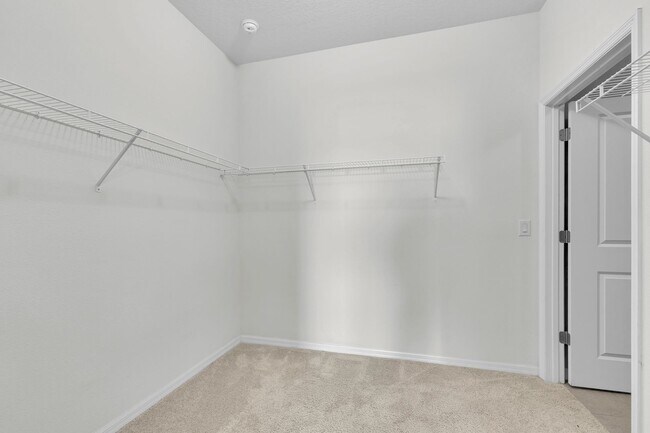 Building Photo - 3/2 Home In Upscale 55+ Gated Community