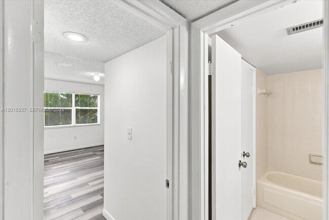 Building Photo - 8660 SW 212th St