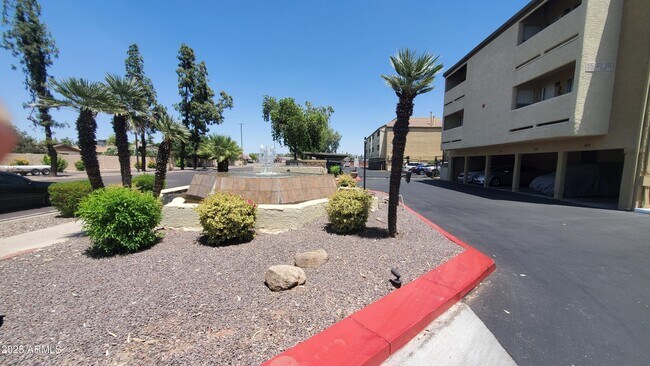 Building Photo - 1331 W Baseline Rd