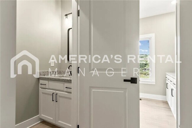 Building Photo - Spacious New Construction on 1.3 Acres!