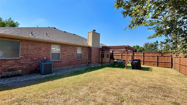 Building Photo - 610 Brookside Dr