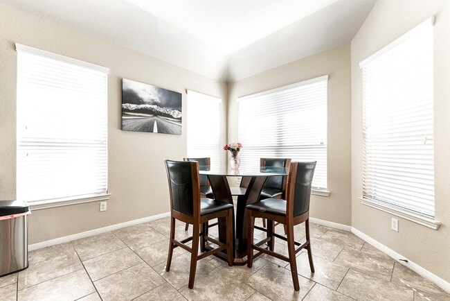 Building Photo - 3414 Boquillas Ct