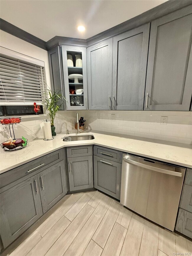 Building Photo - 42 Briarcliff Dr S