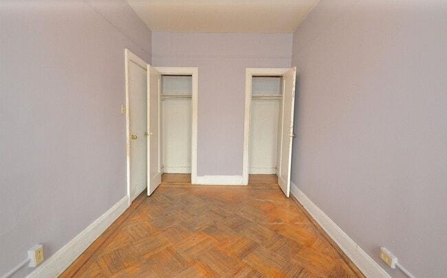 Building Photo - 262 Clendenny Ave