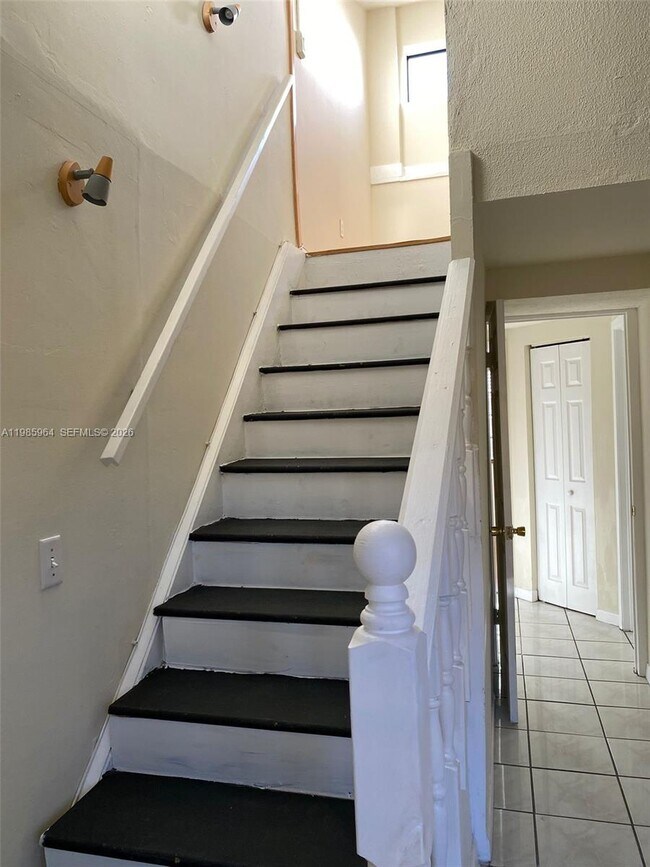 Building Photo - 11789 SW 18th St