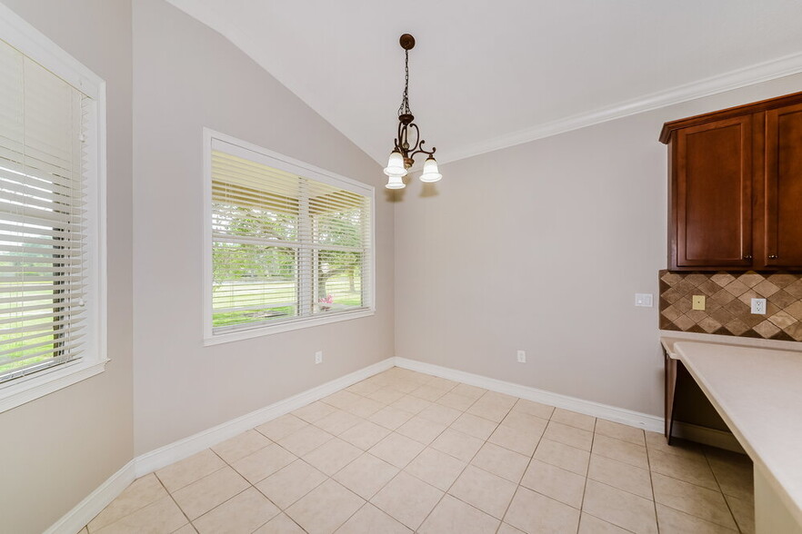 Building Photo - 6340 Rookery Cir