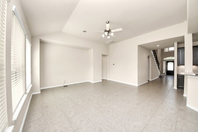 Building Photo - 21254 Lucknow Ln