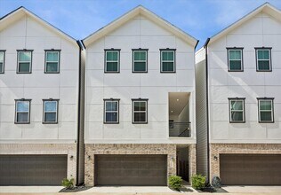 Building Photo - 5406 Wheatley St