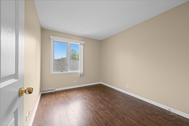 Building Photo - 751 Monticello Dr