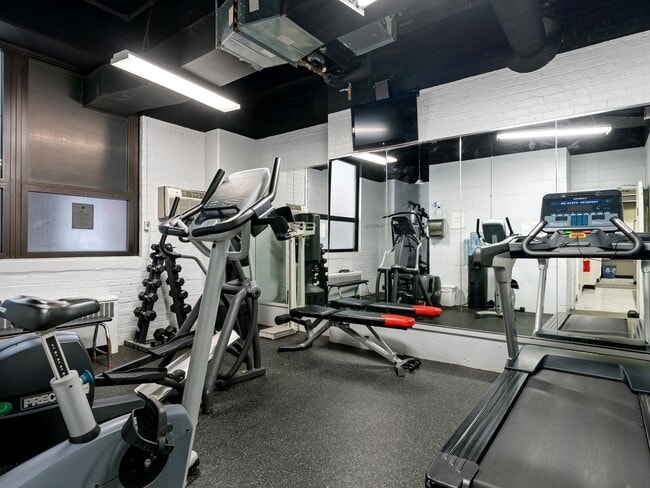 Building Photo - 3100 N Lake Shore Dr