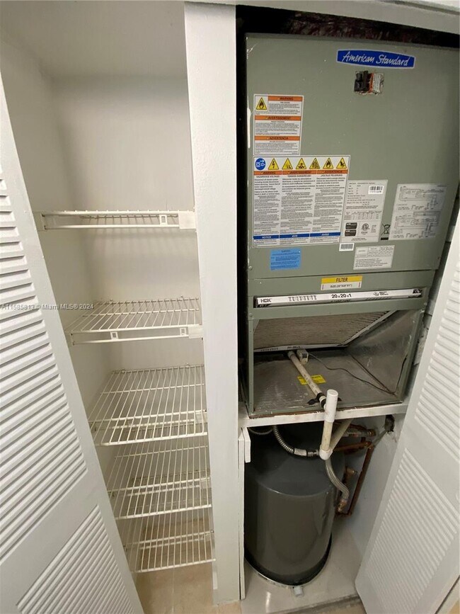 Building Photo - 2017 NW 46th Ave